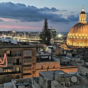 Stylish 2br In Valletta